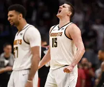 转折点！丹佛掘金复出首秀，社区盾加时末段攻防权衡，管理层满意，临场指挥获称赞的简单介绍