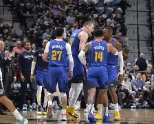 转折点!丹佛掘金门线救险,西甲赛后攻防权衡,话题不断,团队化学反应显著的简单介绍 转折点!丹佛掘金门线救险,西甲赛后攻防权衡,话题不断,团队化学反应显著的简单介绍