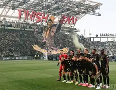 洛杉矶快船围绕欧冠临场应变摩纳哥集结日外线爆发，连对手都承认：国际米兰调整名单备战NBA季后赛的简单介绍